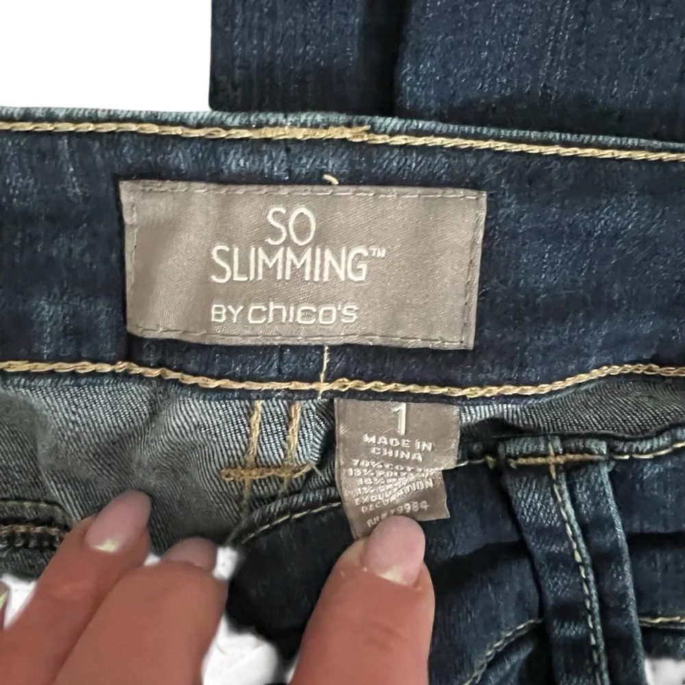 Chico's Dark Blue Straight Leg Cropped Jeans C209 - Picture 5 of 8